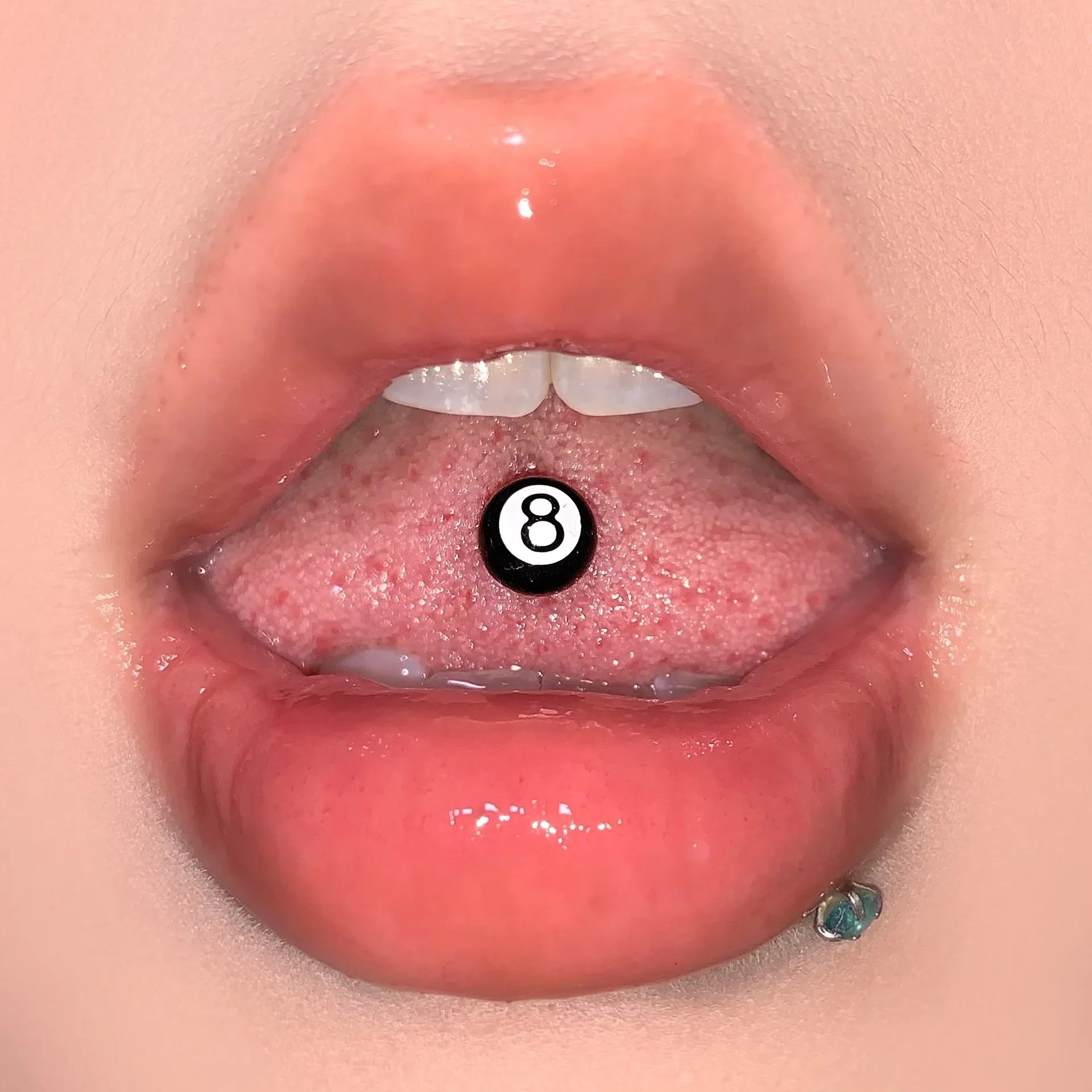 Number 8 Ball Tongue Ring Titanium Black Magic Billiards Eight Ball Tongue Cool Barbell Body Jewelry Gifts for Women and Men