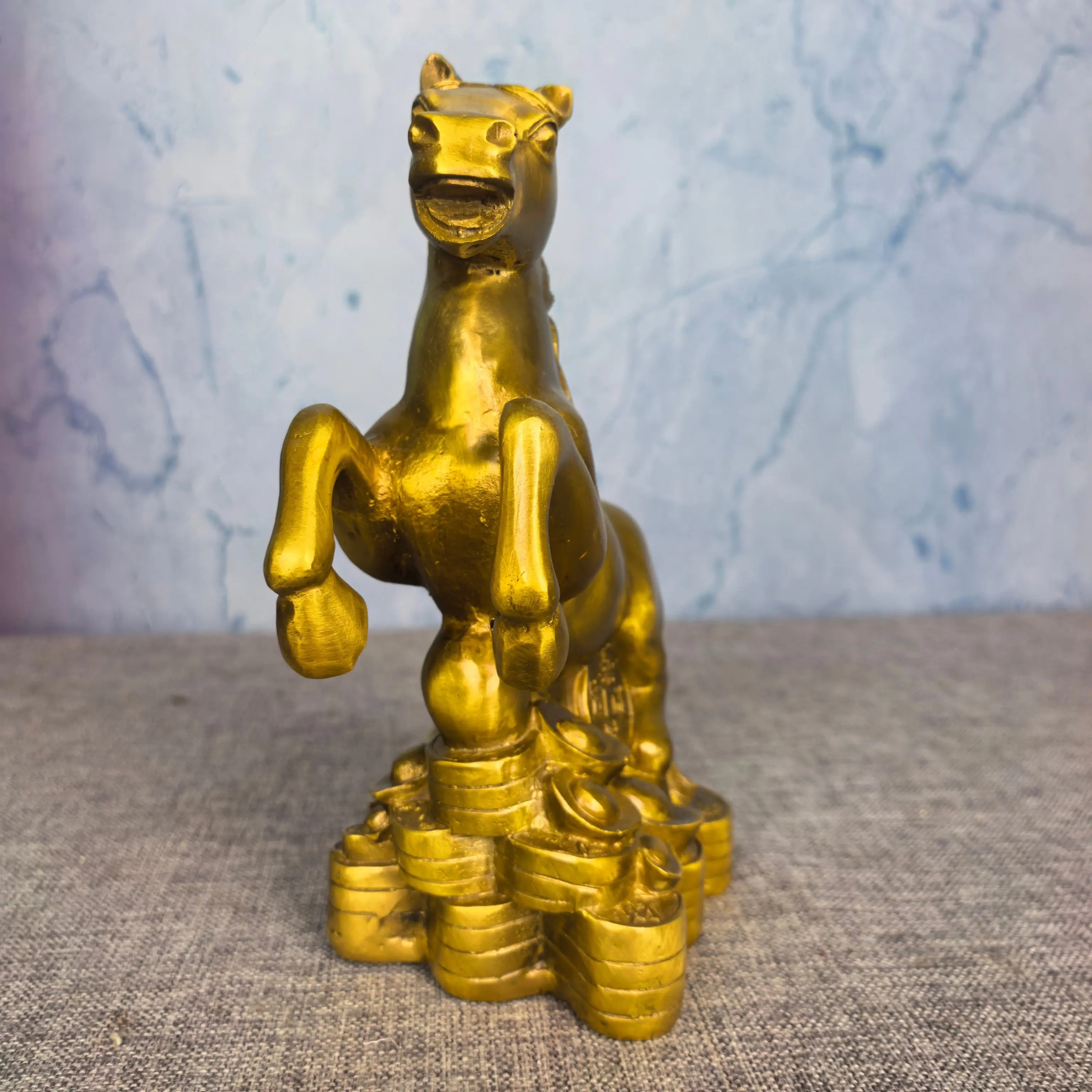 Old Brass Copperware Zodiac Horse Statue immediate success upon arrival Yuanbao coin base Study screen Amass wealth Ornaments