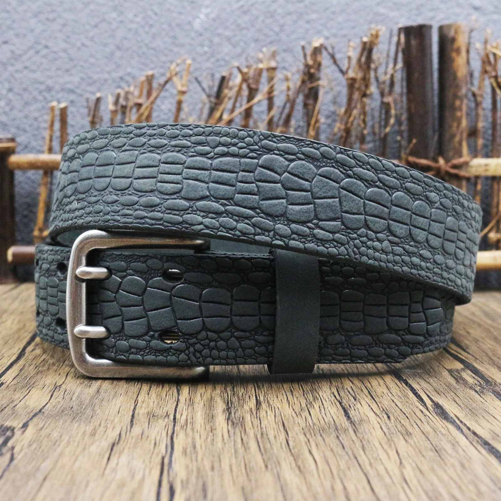 Full Grain Cowhide Leather Men Belt Antique Embossed Floral Carved Design Metal Pin Buckle Casual Jeans Waist Strap