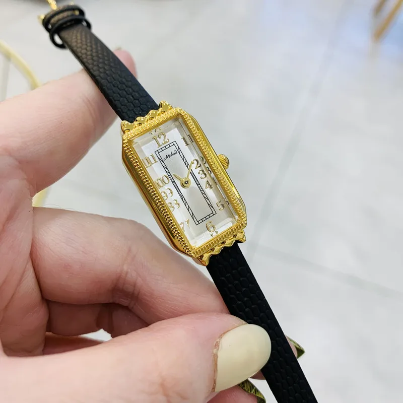 

New Rectangular Women'S Watch With Digital Display, Leather Strap, Vintage Style, And A Luxurious, Sophisticated Feel.