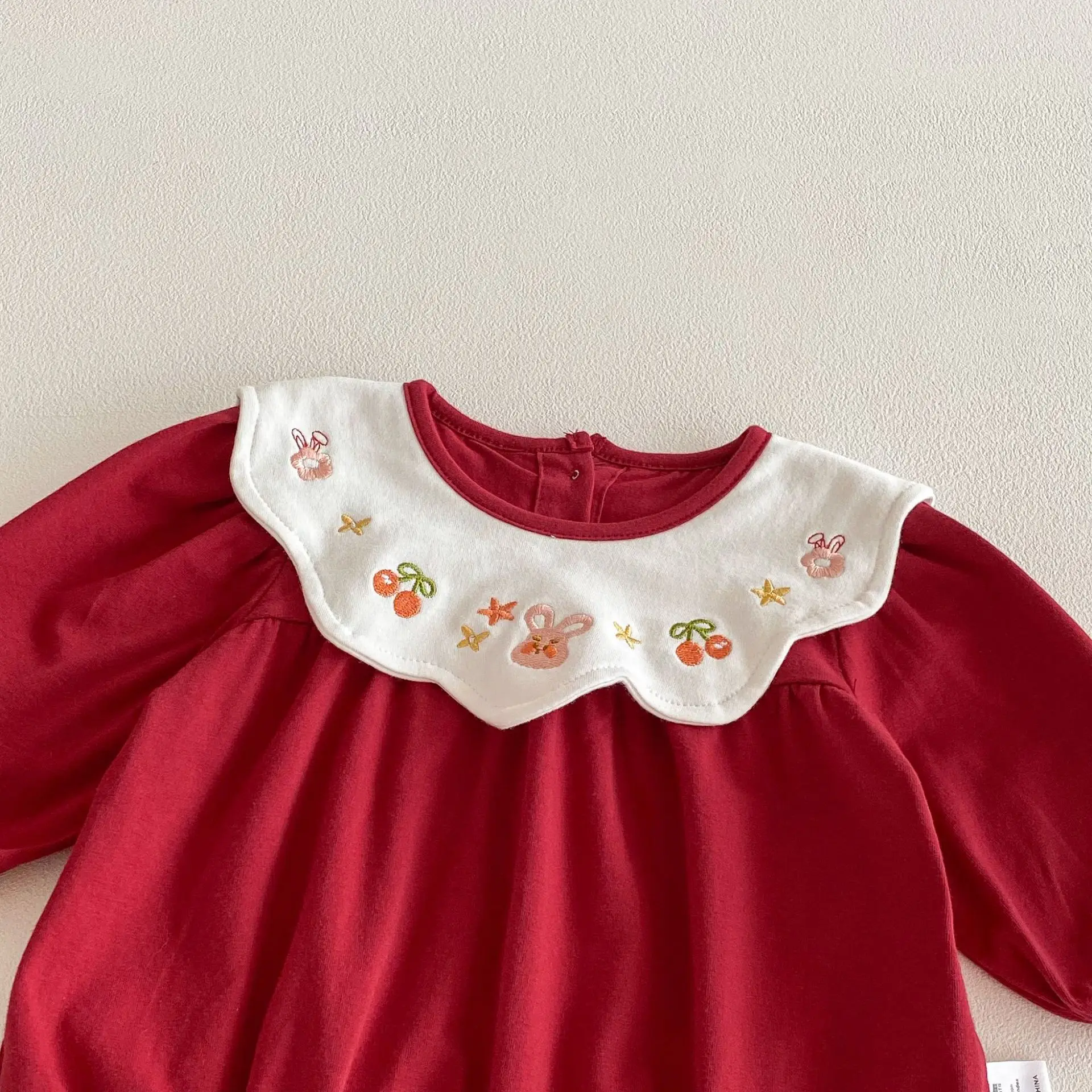 2026 Autumn Outfit Ins Baby Clothes Newborn Baby Jumpsuit Full Moon Hundred Days One Year Old  Romper Clothes Fart Clothes