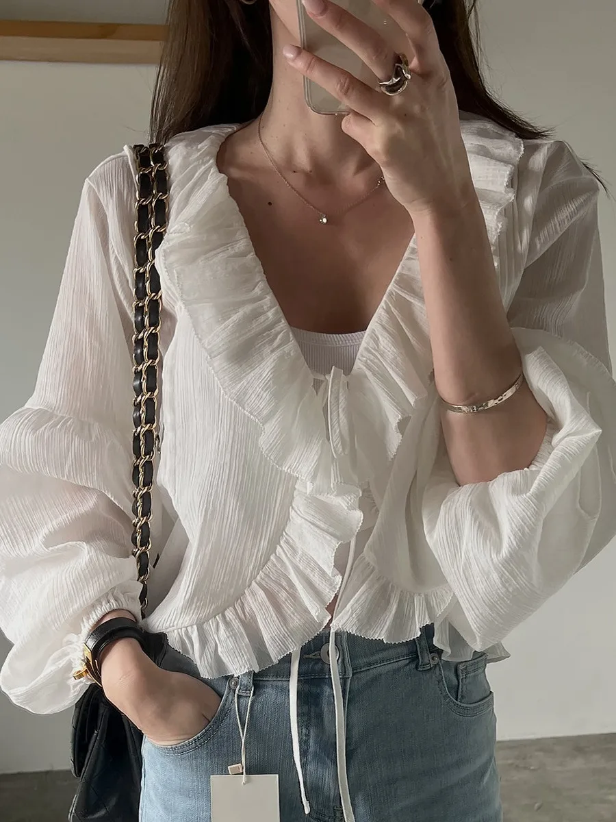 

Romantic Sweet ort V-Ne Blouse Women's Spring 2025 Fairy-Like Bubble Sve Lace Trim Belted Korean Sle Casual irt