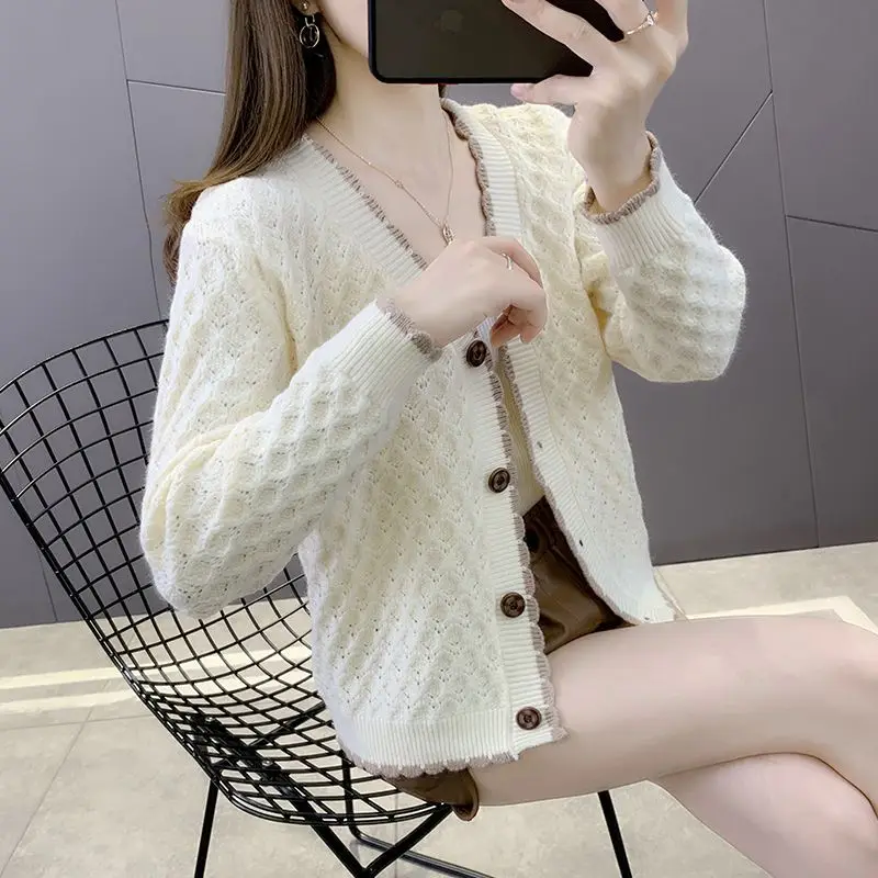 Fashion V-Neck Button Solid Color Cardigan Sweaters Female Clothing 2023 Autumn Loose All-match Knitted Commuter Tops