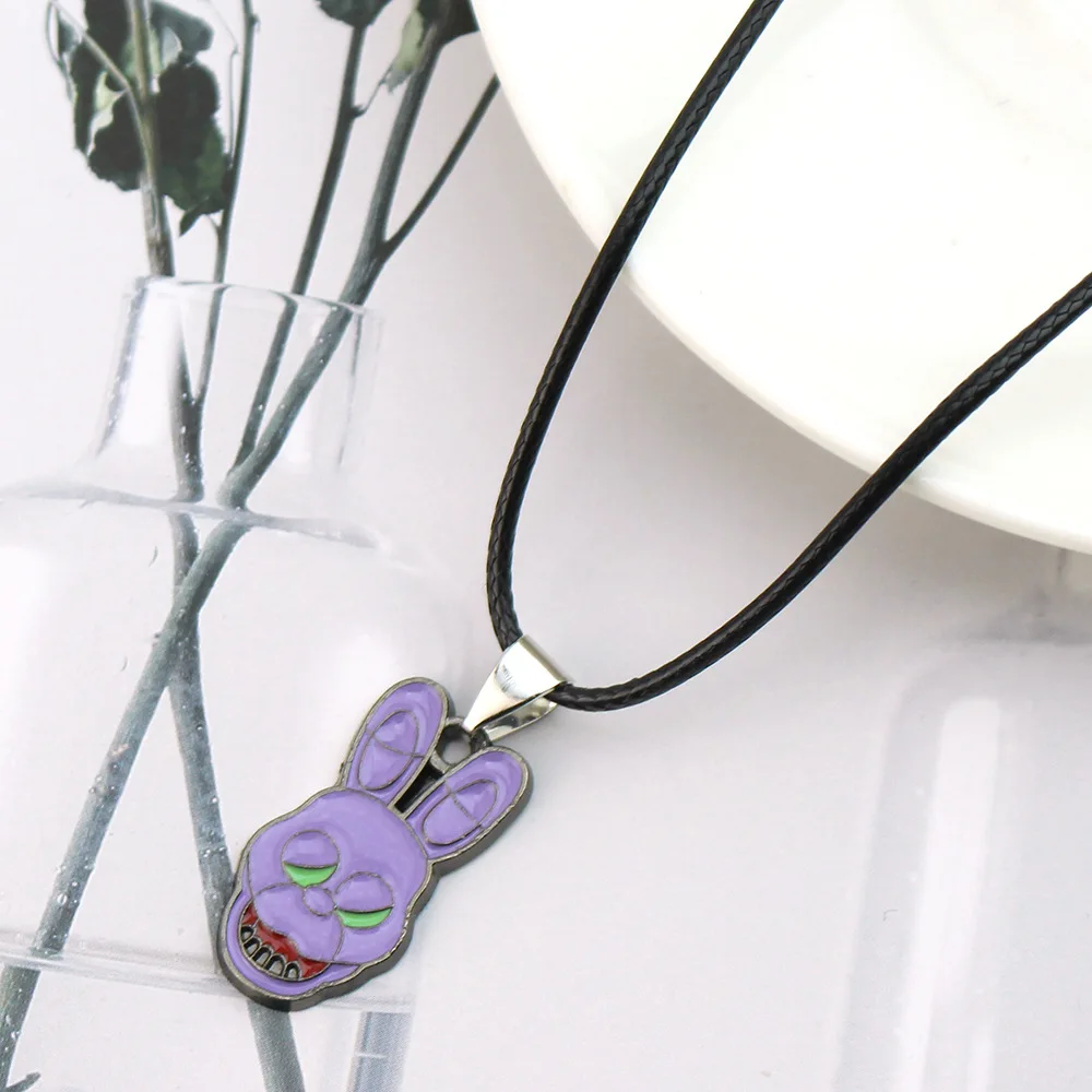 ゲームフレディーズネックレスキーホルダーブレスレットブローチ男性女性ファッションチェーンアクセサリーFNAFチェーンファイブナイツペンダントACGグッズ