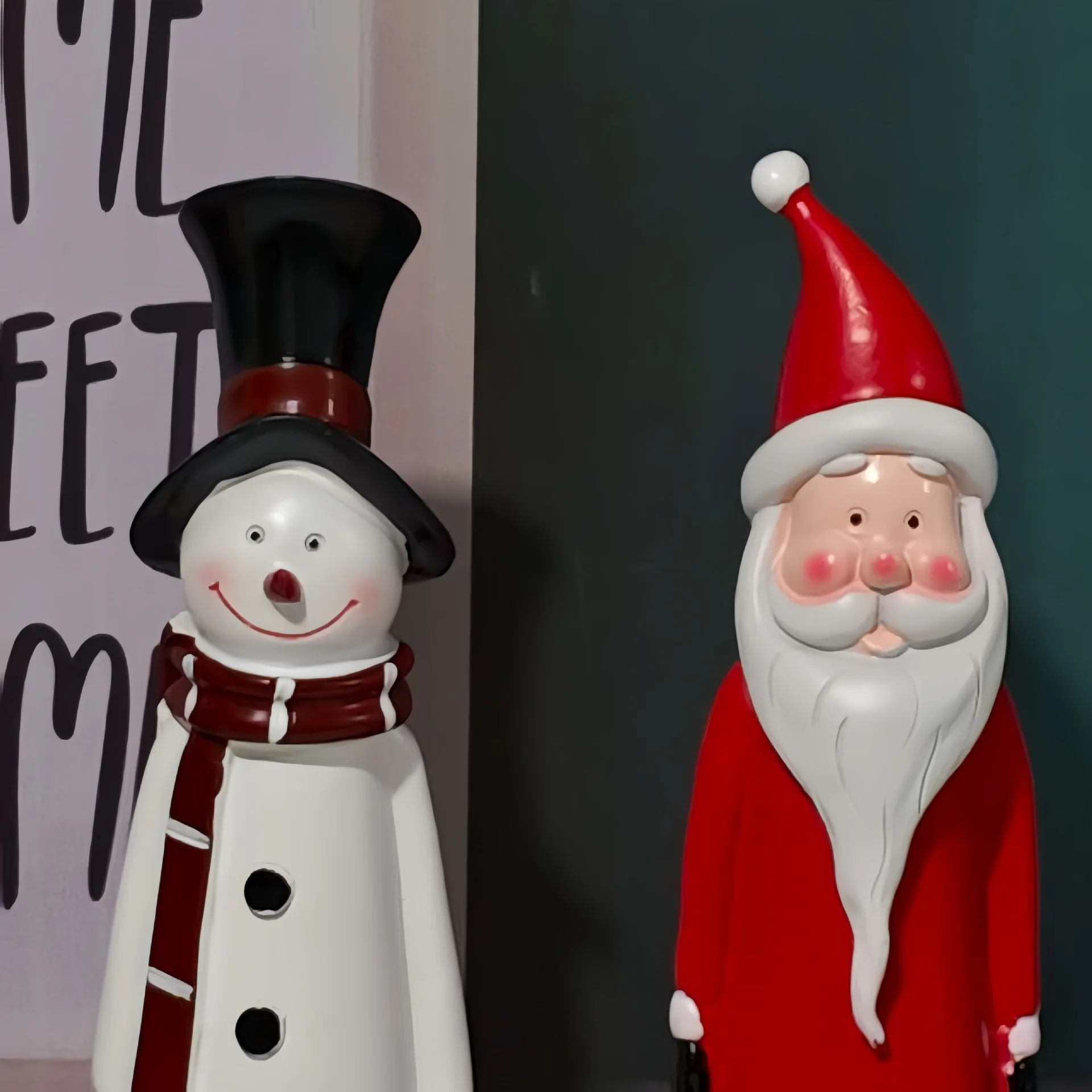

Santa Resin Ornaments And Christmas Snowmen Are Perfect Christmas Gifts For Home And Living Room Decoration