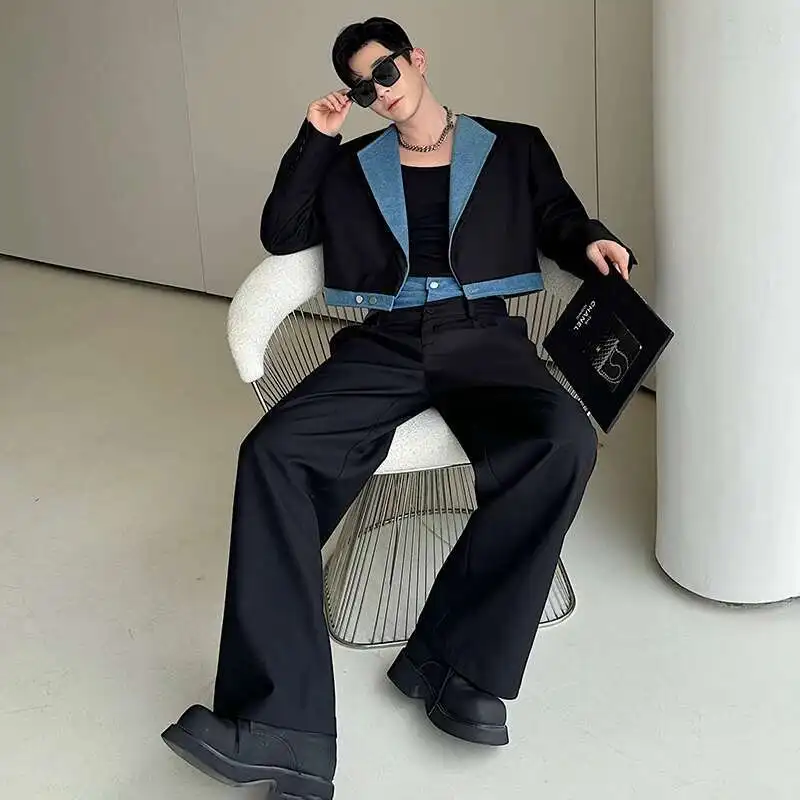 Abito da uomo alla moda in denim impiombato con colori a contrasto, blazer in due pezzi, set di pantaloni larghi dritti a vita alta