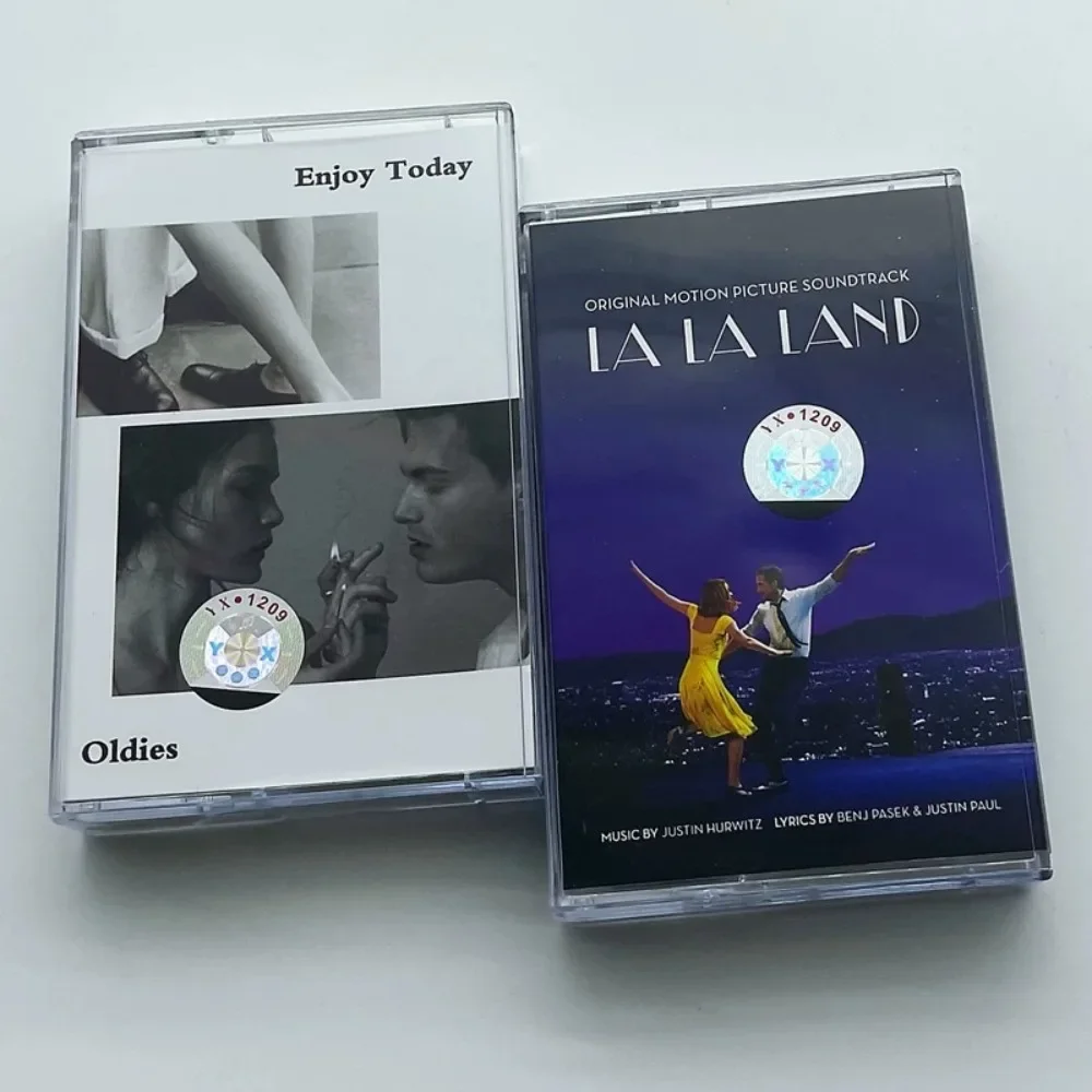 شريط كاسيت La Land Soundtrack - مجموعة Olddies الإنجليزية الكلاسيكية للحنين إلى الماضي - الزيارات الموسيقية الرجعية لهواة الجمع والمعجبين
