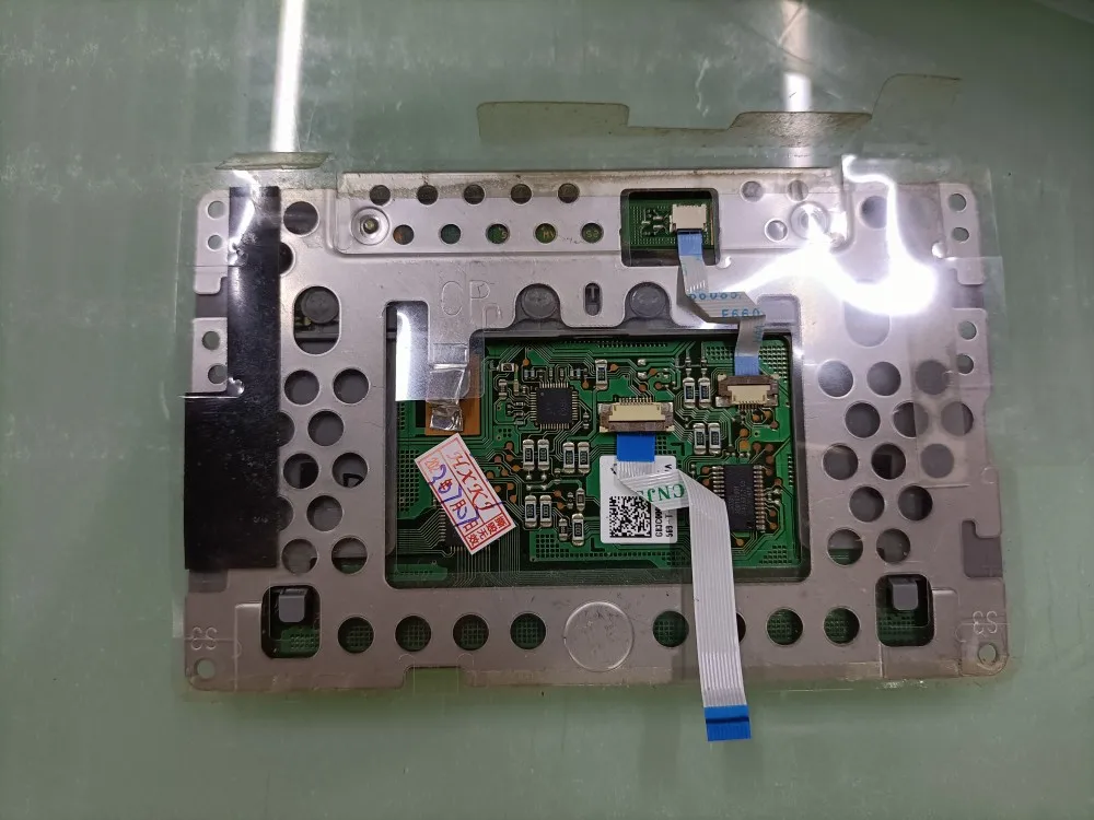 used  For Toshiba  Z30 R63 13.3-inch notebook computer touchpad Test completed and goods dispatched.~~