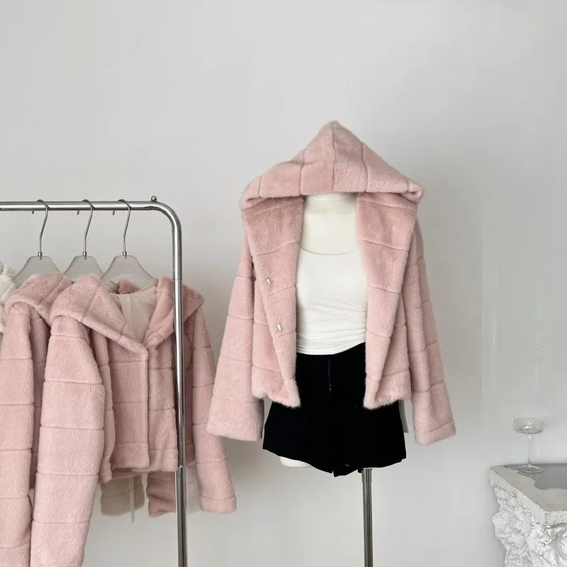 ピンクのフード付きファー ジャケット、ふわふわのストライプ柄、無地、暖かい、厚手のフェイクファー ジャケット、ゆったりとした高級感のあるエレガントで華やかな女性用プラッシュコート、フェイクミンク