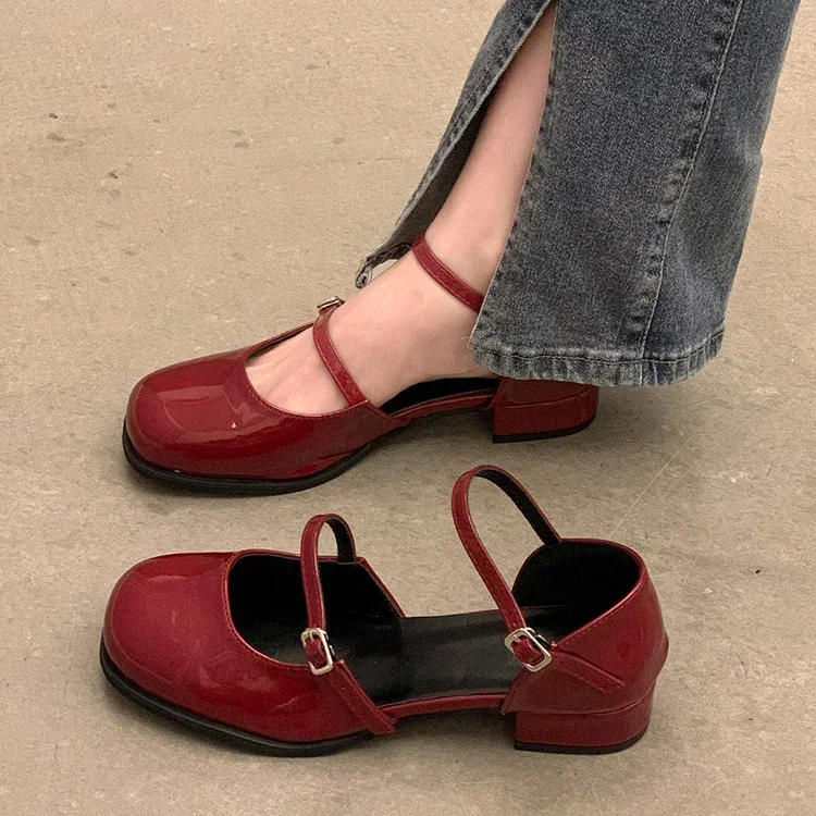 

2024 summer spring Women Double Buckle Mary Janes Shoes Patent Leather Dress Shoes High Heels Pumps Retro Ladies Shoe Black Red