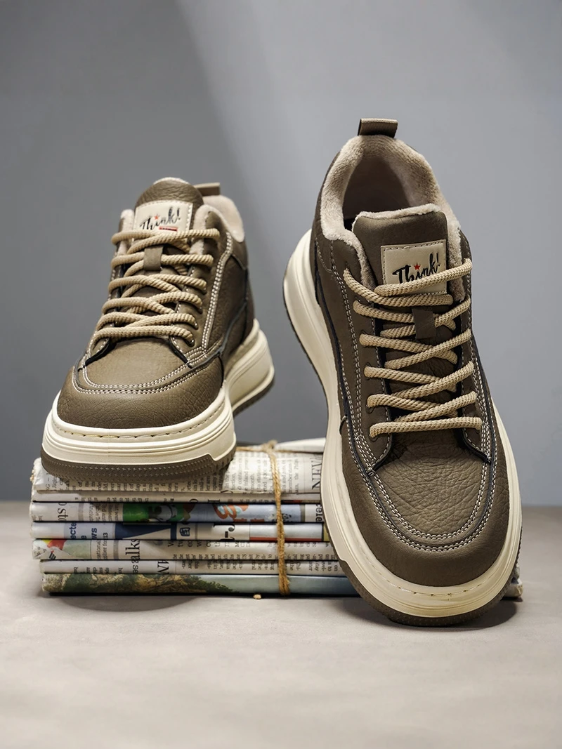 Men's Winter Fleece Lined Sports Shoes Heightening Warmth Retro British Style Casual round Toe Rubber Outsole Comfortable Sne...