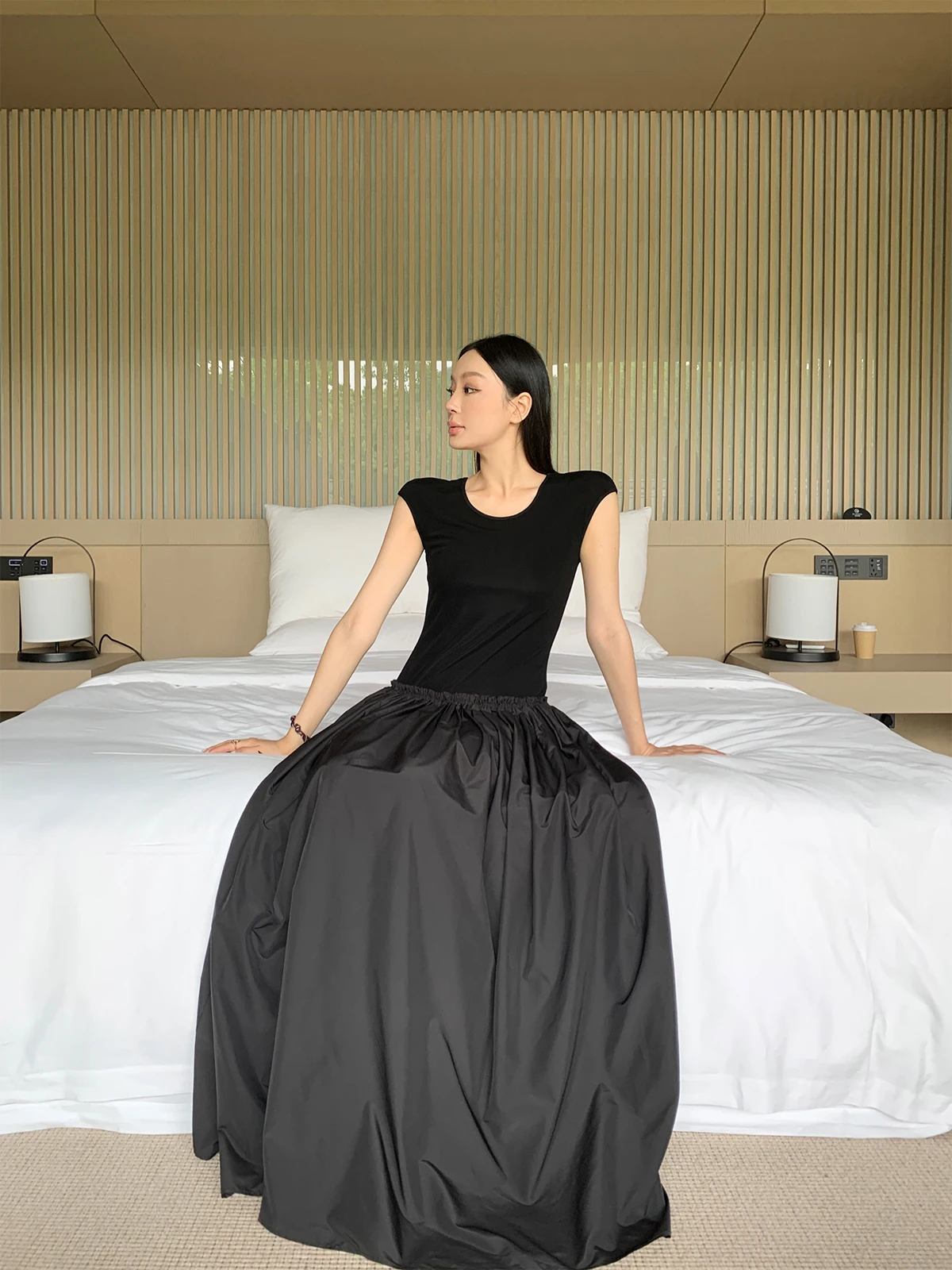 

ZhouMiao Acetate Splice Slim Fit Sleeveless round Neck Long Dress Women's Elegant Style Casual Leisure Waist Cinched Dress