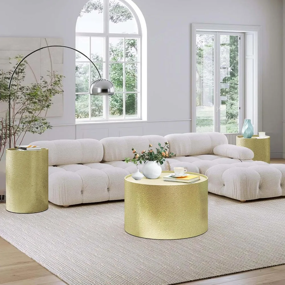 Zestaw 3 złotych stolików kawowych z efektem młotkowania, retro metalowe stoliki akcentujące do salonu, rozmiary 26 i 16, gotowe do użycia