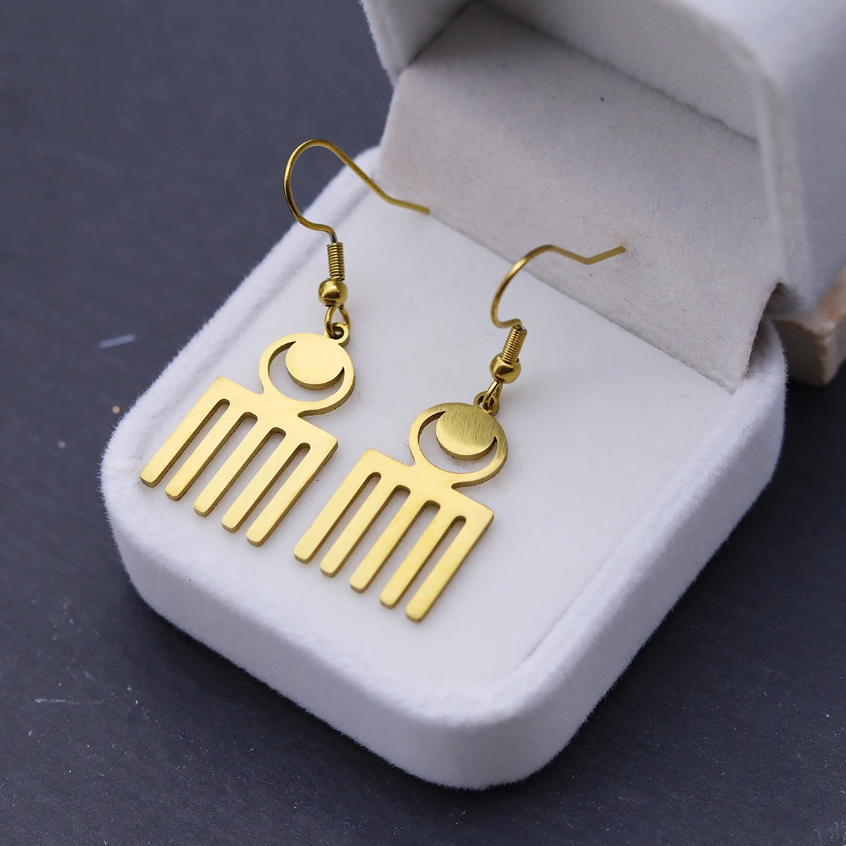 Todorova Creative Stainless Steel Minimalist Comb Earrings , Perfect Gifts for Women Daily/Party Wear