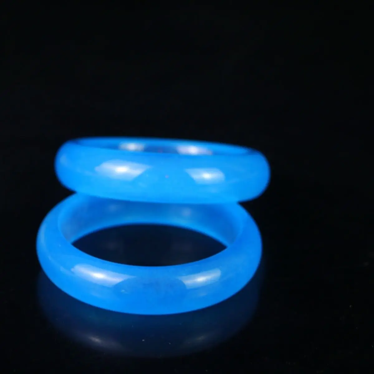 

Ice Blue Chalcedony Bracelet Genuine Agate Fashion Versatile Jade Bracelet
