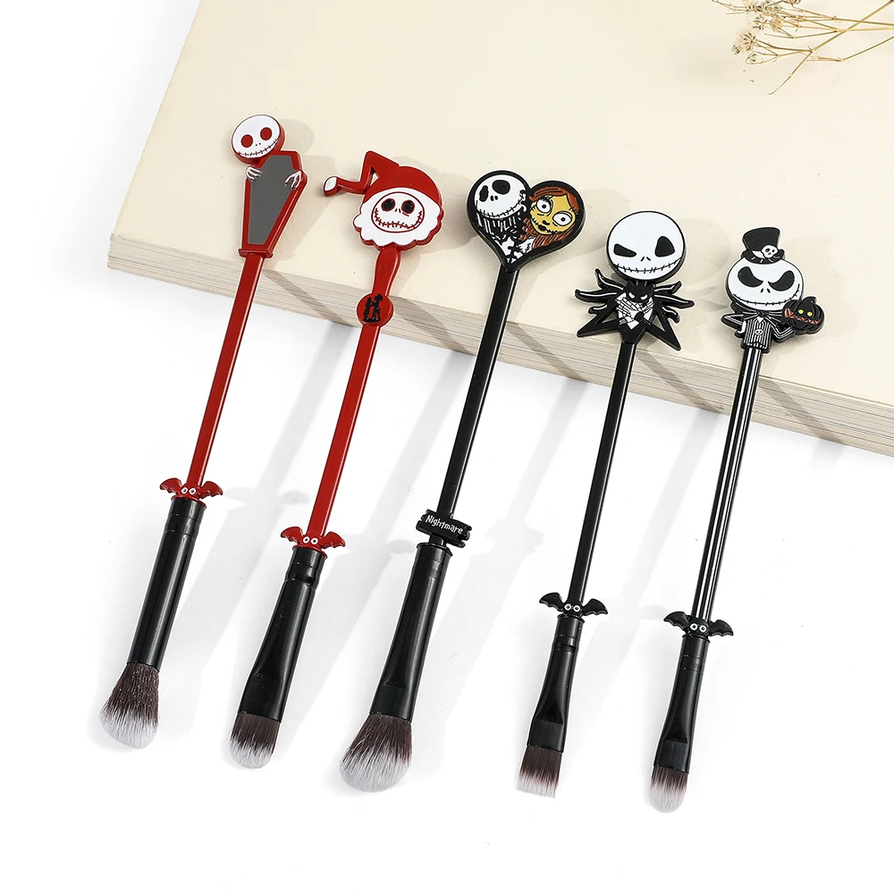 クリスマスイブホラーメイクブラシ5本セット ソフトメイクブラシ、スカルジャックメタルアイシャドウブラシ、ハロウィンに最適