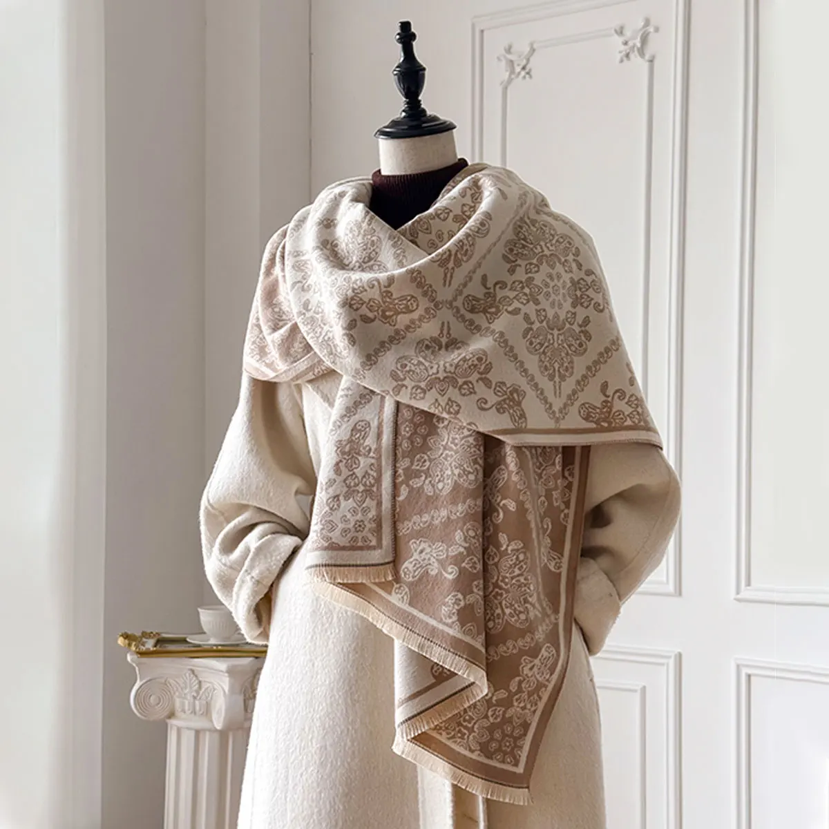 

Роскошный брендовый двусторонний шарф в этническом стиле, имитация кашемира, мягкая теплая шаль из пашмины с бахромой, зимнее холодостойкое ветрозащитное одеяло