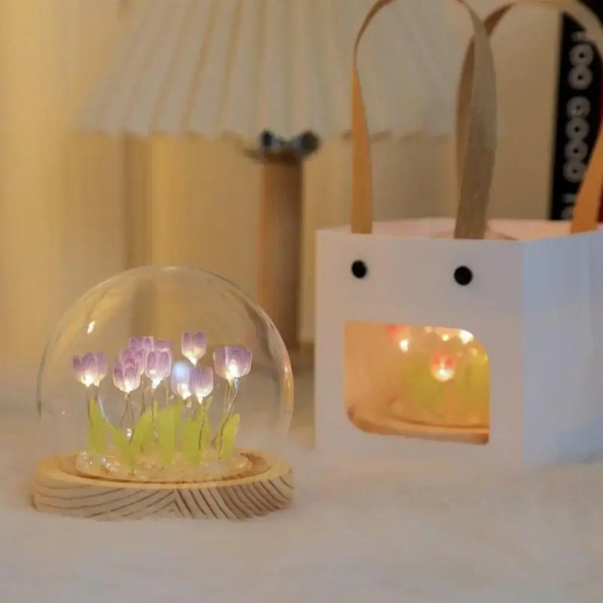 1 PC Handmade Tulip Night Light Suitable for Bedroom and Tabletop Home Decoration, Courtyard Lighting, Unique Gift Idea