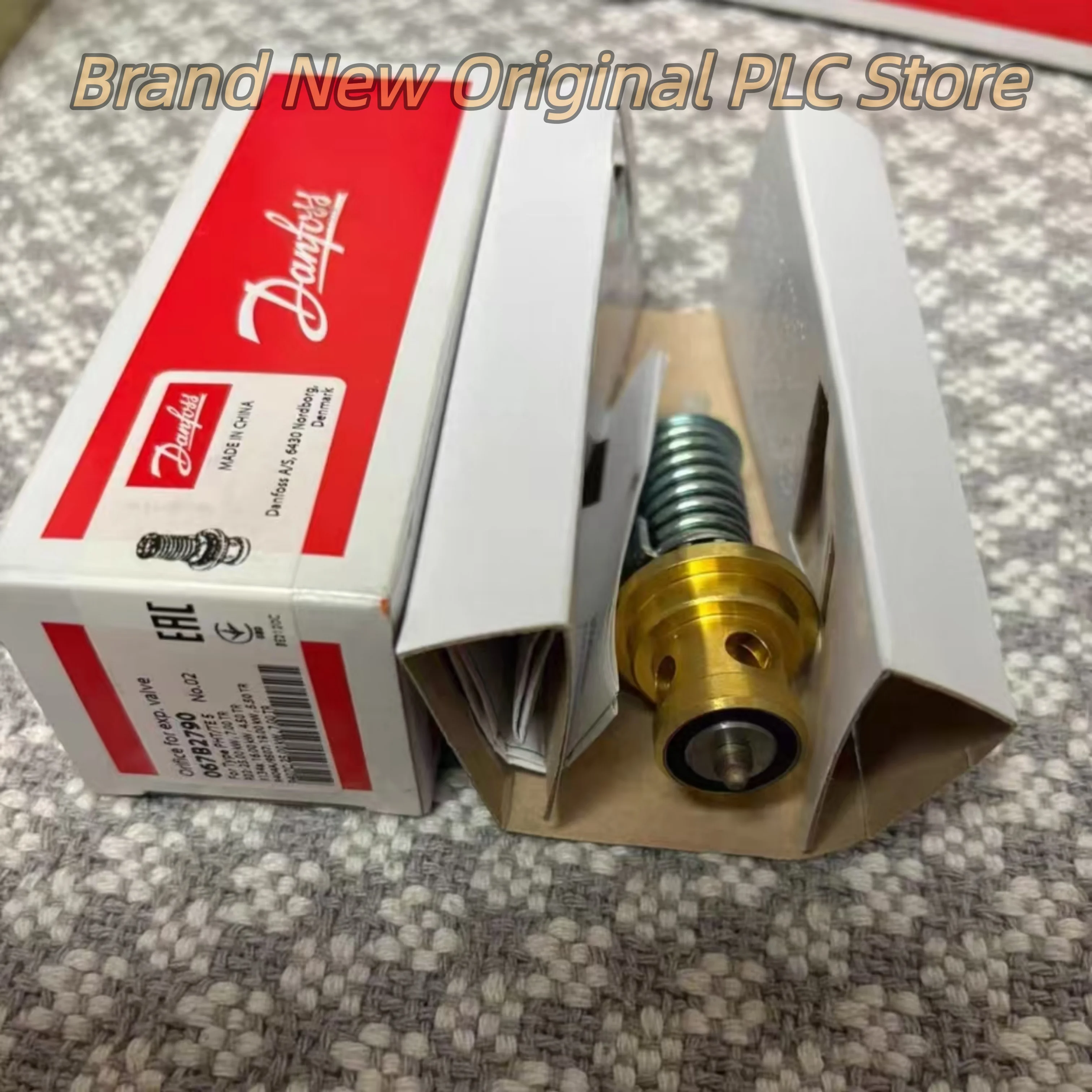 

Новый оригинальный электронный расширительный клапан 067B2790 TE5, 067B2791 TE5, 067B2792 TE5