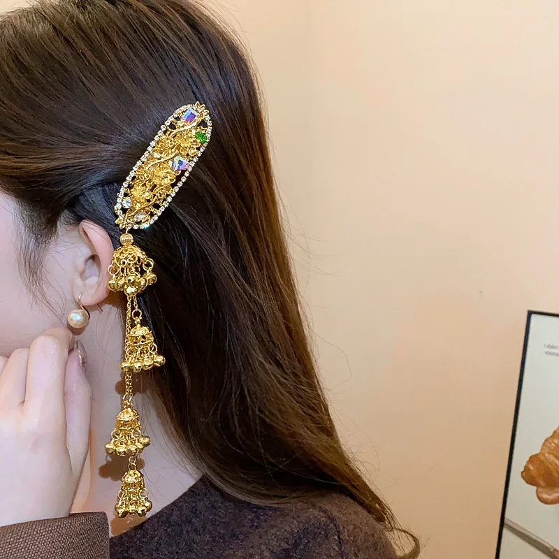 Chinese Style Gold Color Plated Long Chain Tassel New in Hair Clips for Women Flower Bell Bridal Wedding Ethnic Hair Accessories