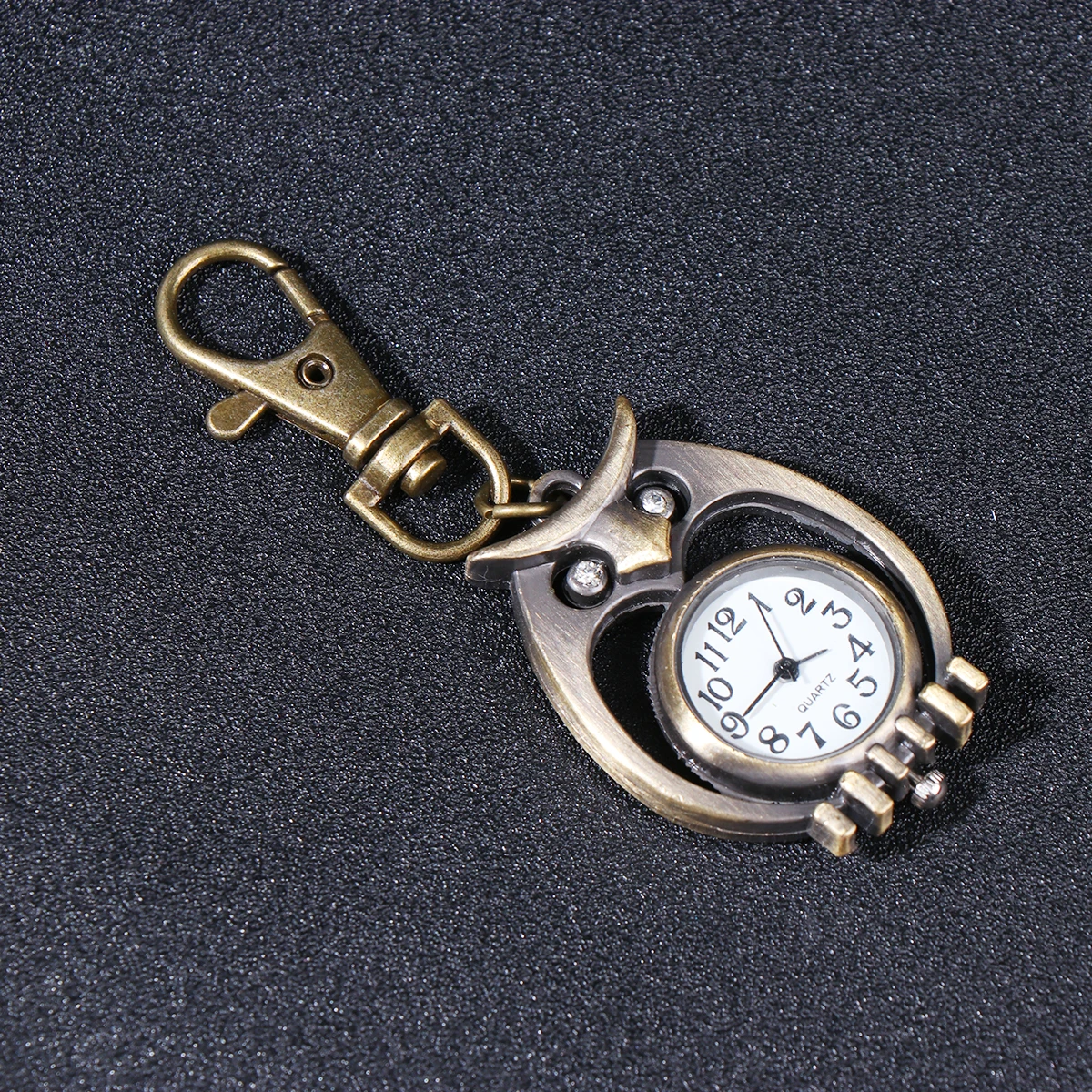 

Cute Owl Shaped Vintage Pocket Watch Keychain Creative Quartz Watch Key Ring For Men Women Durable Simple Design Great Gift