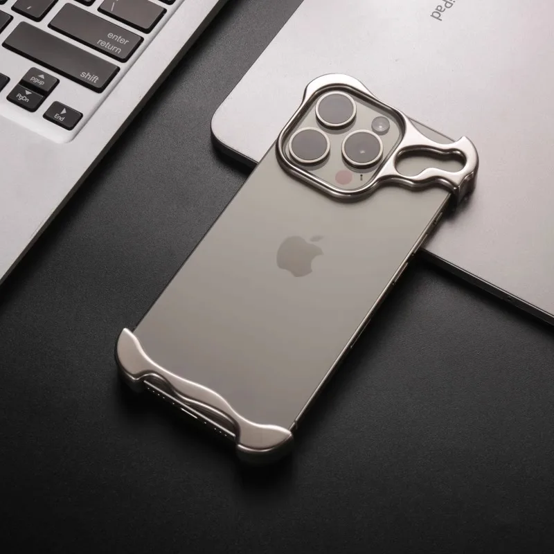 

Unique Skeleton Metal Creative Hollow Frameless Semi-Cover Phone Case – Protective Cover for iPhone 15/14 Apple