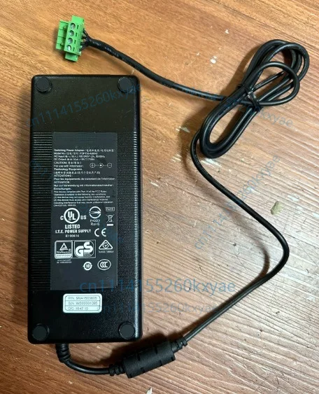 1pcs ark-3500 3520 3530 embedded industrial computer power adapter terminal 4-pin 12v 2p two-hole interface