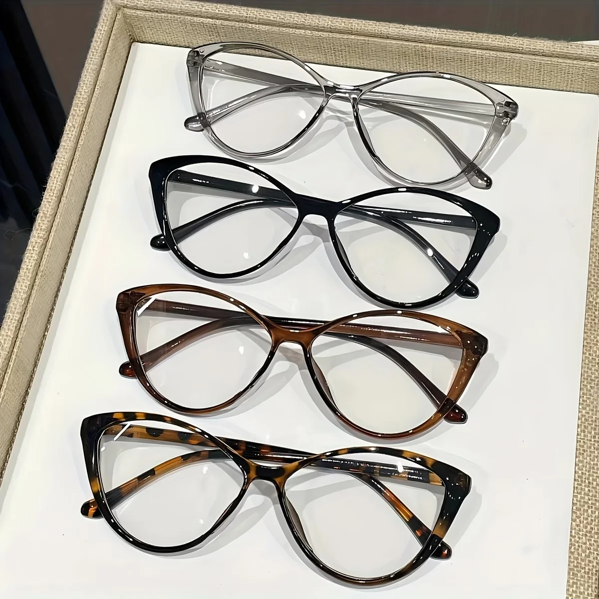 1/4 Stück Cat-Eye-Brille aus Kunststoff im Y2K-Stil, klassische klare Anti-Blaulicht-Brille für den Alltag, passend für alle Gesichtsformen