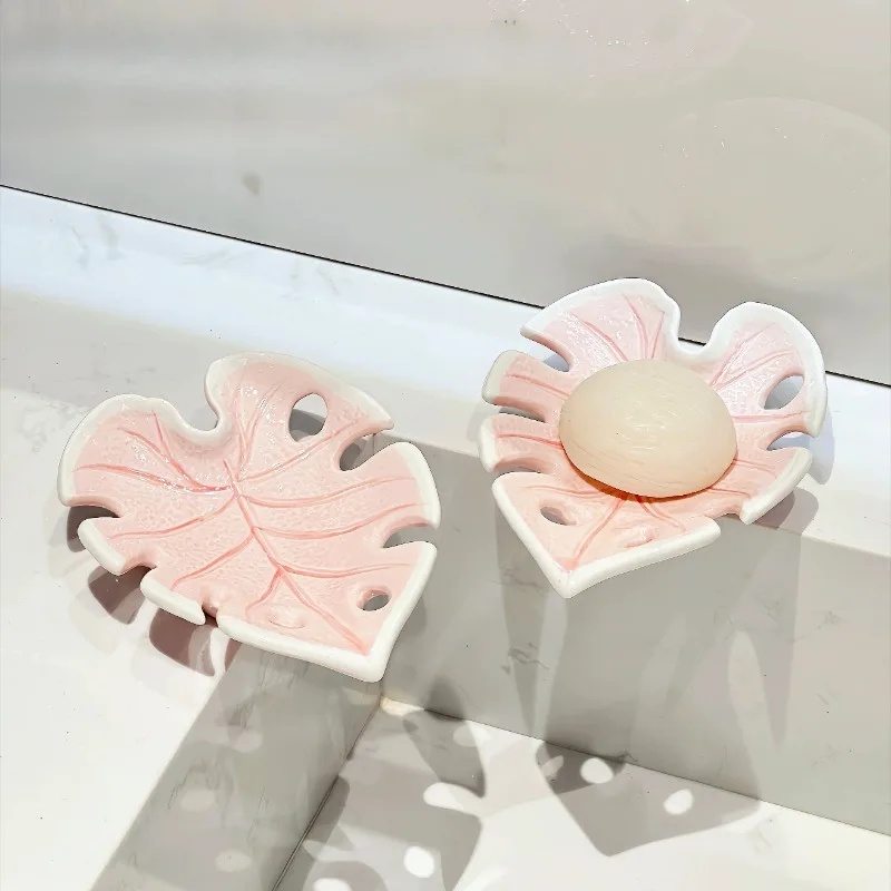 Nordic Pink Leaf Ceramic Soap Dish with Automatic Drain Cartoon Leaf Ceramic Hand Wash Soap Holder Bathroom Soap Dish Accessory