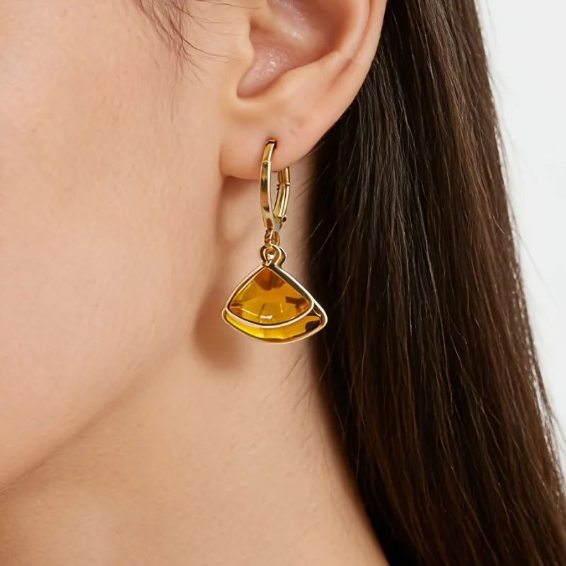 Amber Fan-shaped Earrings Give People A Feeling of Lightness Luxury and Niche High-end Suitable for Women Commuting and Dating