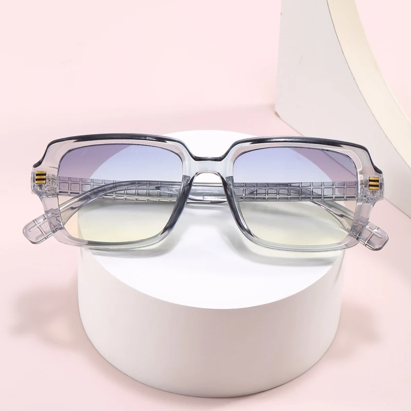 الرجعية بسيطة مربع النظارات الشمسية النساء الرجال الأزياء الفاخرة نظارات تخفيف السفر نظارات شمسية سيدة رجل UV400 نظارات واقية