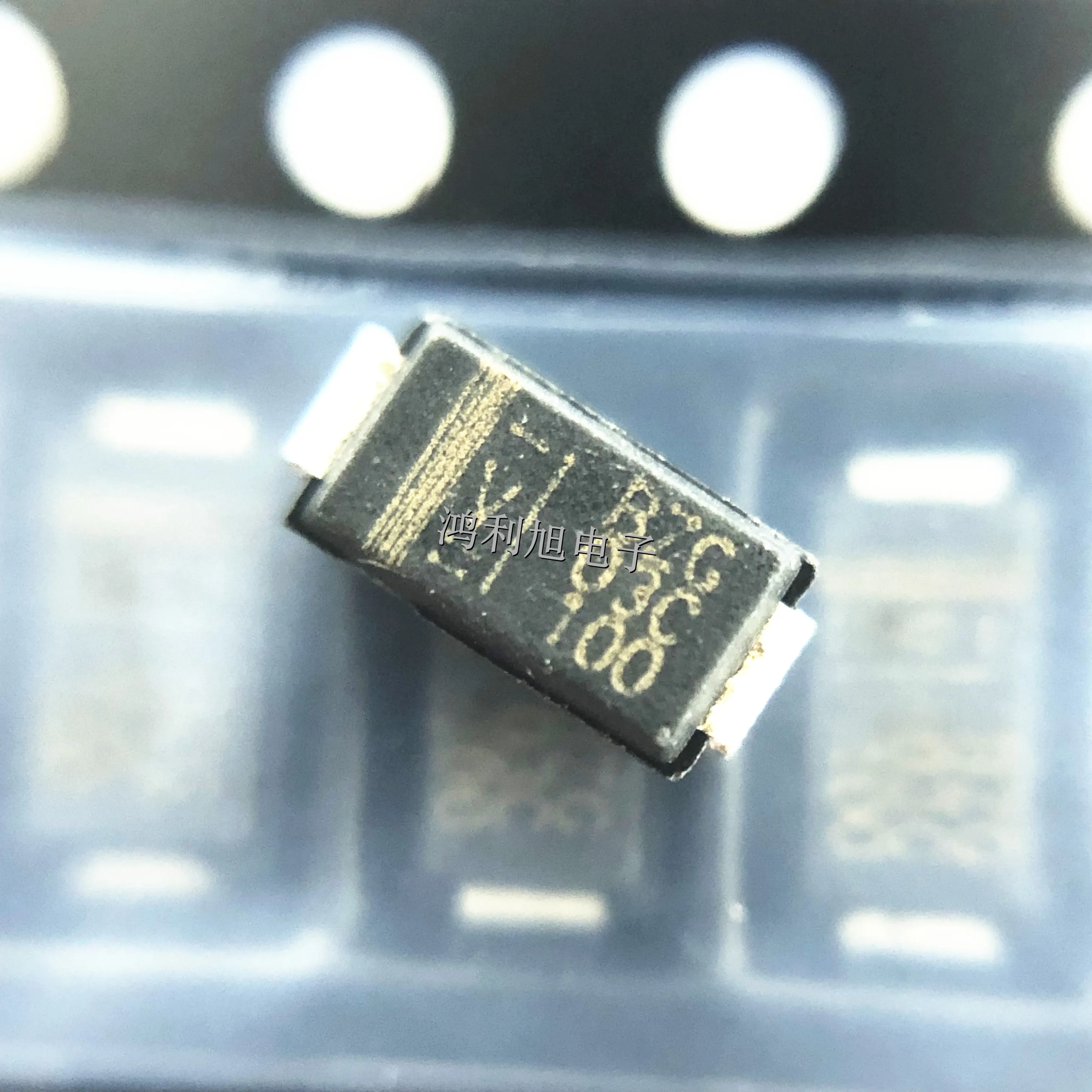 

20 шт./лот BZG03C100-HM3-08 DO-214AC МАРКИРОВКА SMA; BZG03C100 Стабилитроны Uni-direc 3 Вт 100 В 6% Рабочая температура:- 65 C-+ 150 C