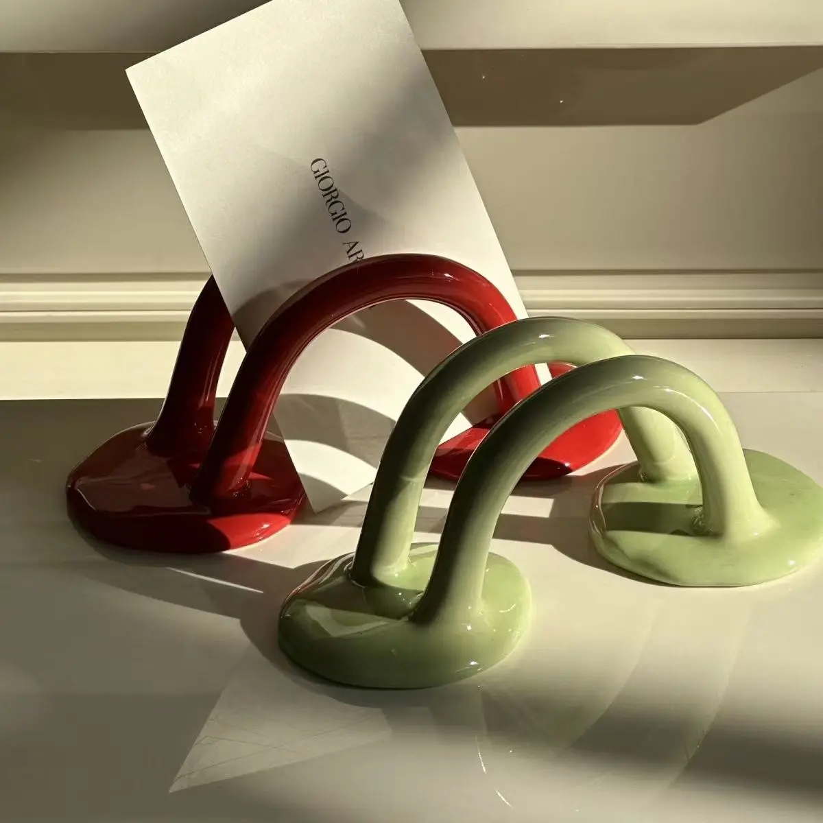 

Ceramics Photo Calendar Card Standing Holder Facial Mask Pad Holder Desktop Ornament Multi Functional Storage Rack