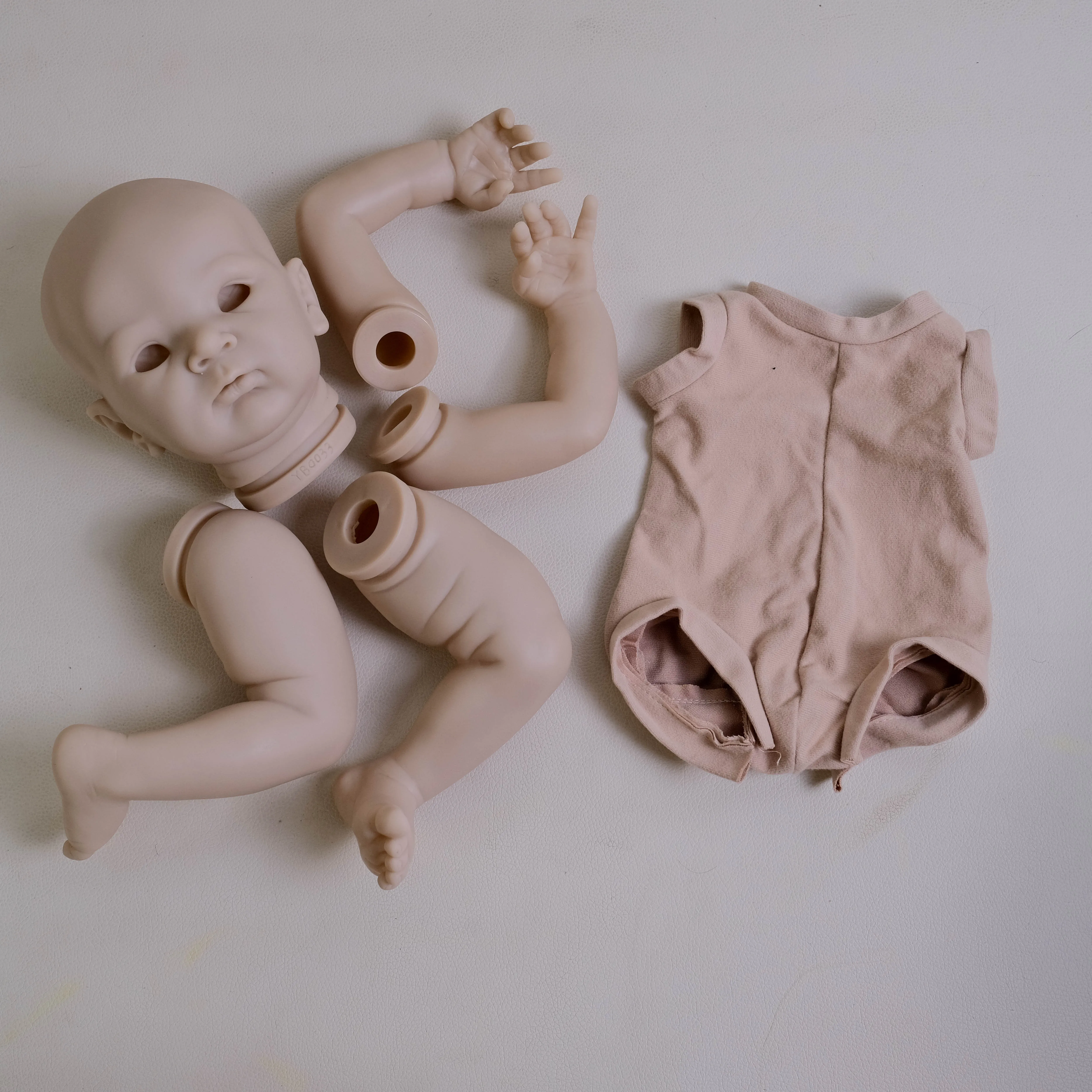 Zaza Kit bambola rinata in edizione limitata da 19 pollici Realistico morbido al tatto Parti di bambola fai da te vuote non verniciate con corpo in tessuto