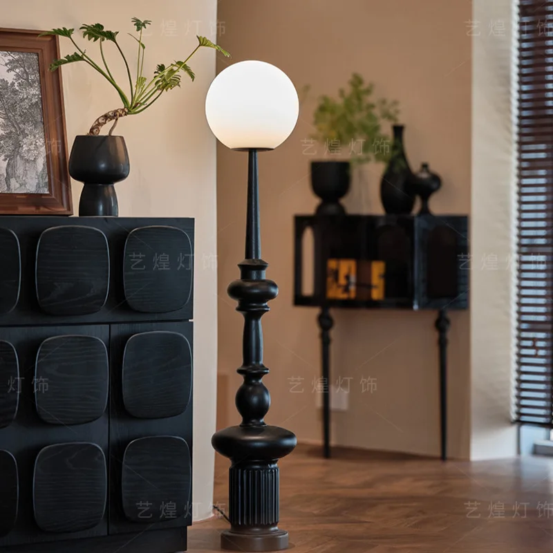 

Roman column floor lamp solid wood living room French medieval American retro advanced sense wabi **** wind bedroom bedside lamp