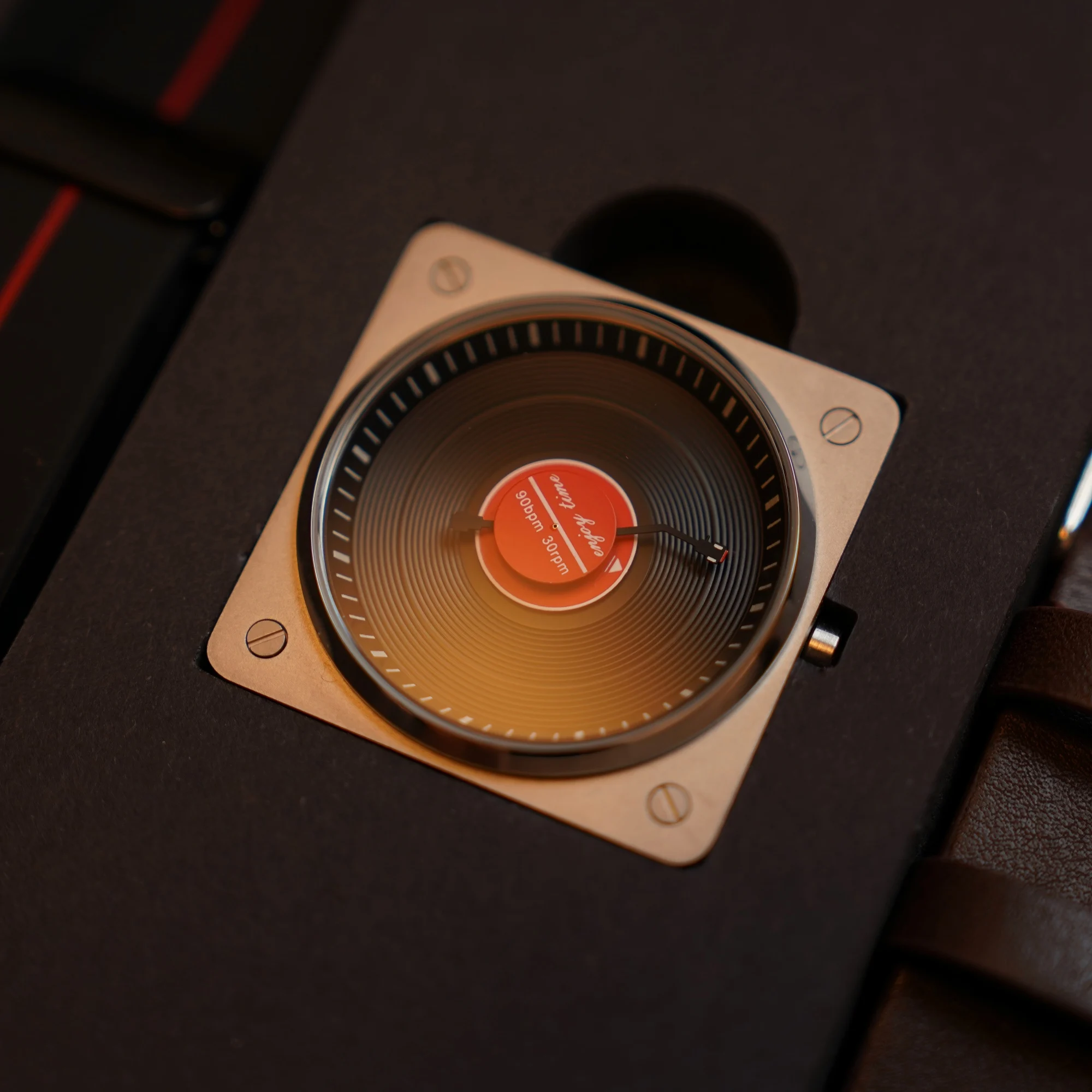 SKU Vinyl Record Quartz Men's Watches for Man Vintage Classic Luxury Brands Designer Luminous Wristwatch Rare Watch
