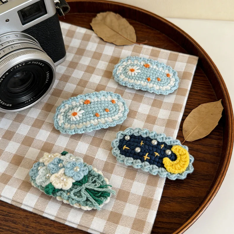 

Hand-crocheted spring collection hair clips, customizable colors, small gift