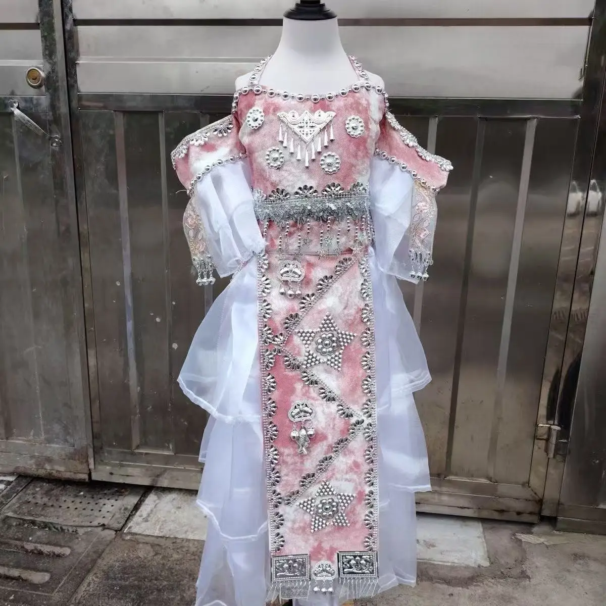 Strój dla dziewczynek Miaojiang, kostium Hmong, egzotyczny strój etniczny mniejszości narodowych, tradycyjny strój w stylu narodowym, stroje sceniczne, strój świąteczny