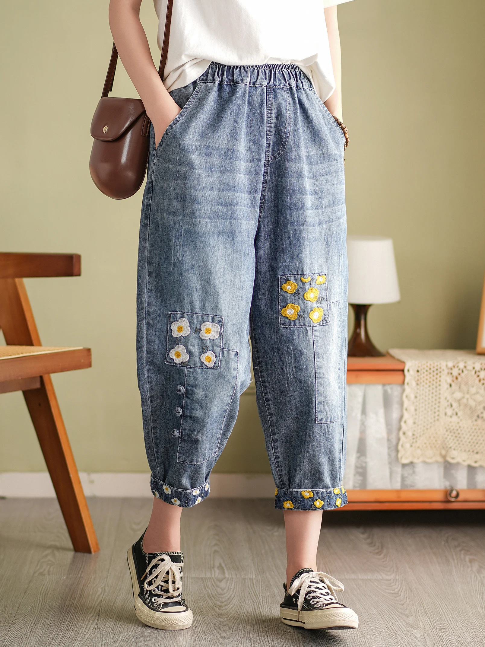 

Women's High-Waist Loose Harem Jeans Summer Ethnic Style Patchwork Thin Casual Embroidered Denim Pants Loose Fit Trousers