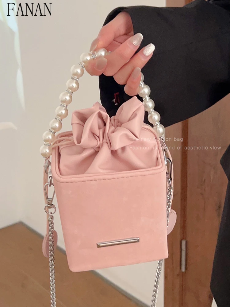 

Korean style pearl handbag for women 2025 new summer single shoulder crossbody bag high-end fashionable and versatile bucket bag