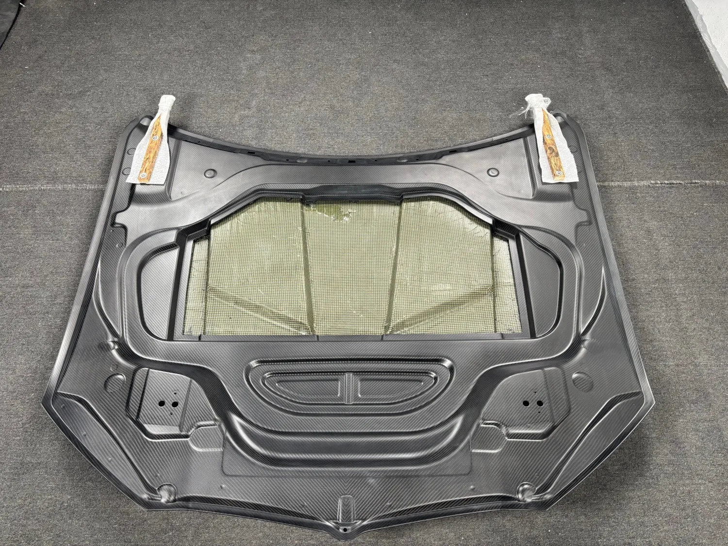 Top Material Car Hood G05 G06 FD Engine Hood Suitable for BMW X5M X6M F95 F96 Dry Carbon Engine Hood 4