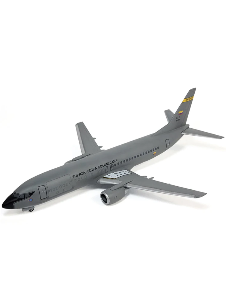 Academy Assembled Aircraft Model Kit 12639 Boeing 737 1/144