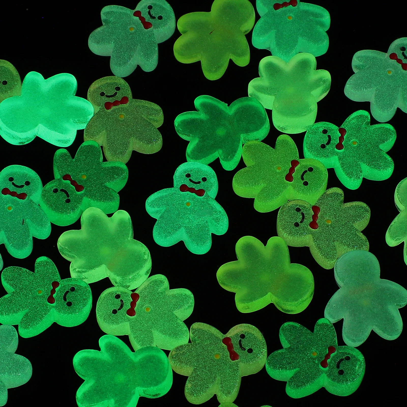 

30 Pcs Cute Xmas Ornaments Decorating Resin Christmas Small Gingerbread Man Figure