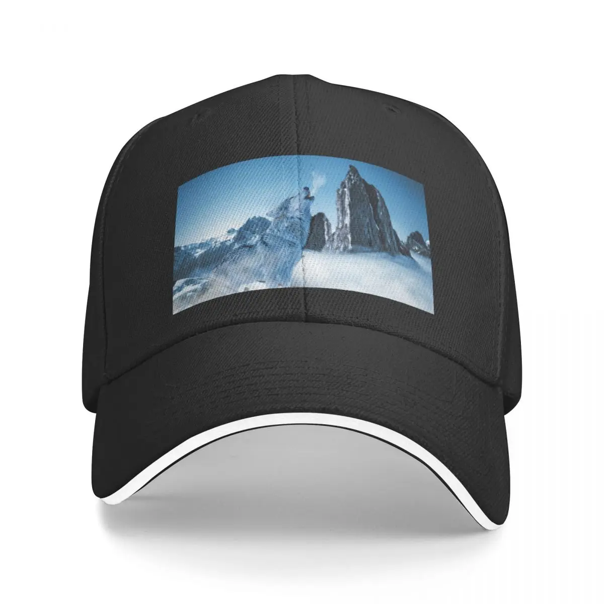 Wolf Howling on a Snowy Mountain in Winter Cap Baseball Cap military tactical cap fur hat golf hat men Women's