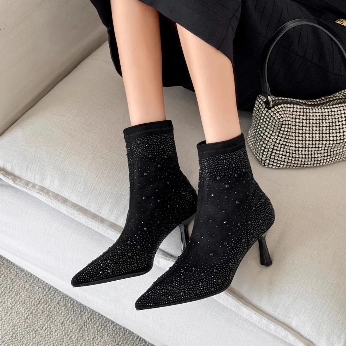 Glitter Shiny Diamond Fashion Boots Autumn Luxury Velvet High Heels Pointed Toe Women Short Boots Wedding Party Bling Pumps