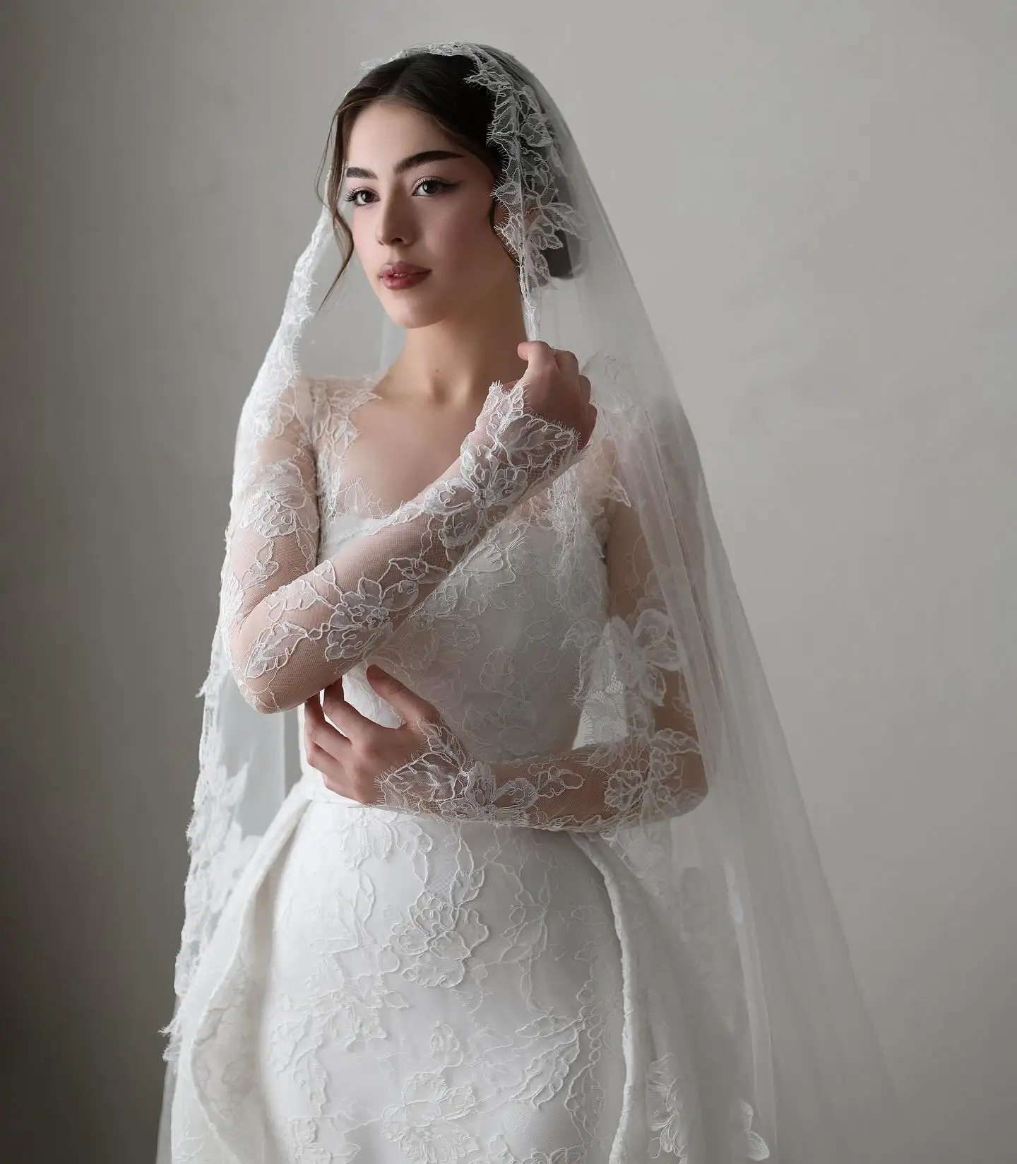 Luxury Lace Wedding Dresses Mermaid Bridal Gowns With Detachable Train Long Sleeve Customized Robe De Mariée