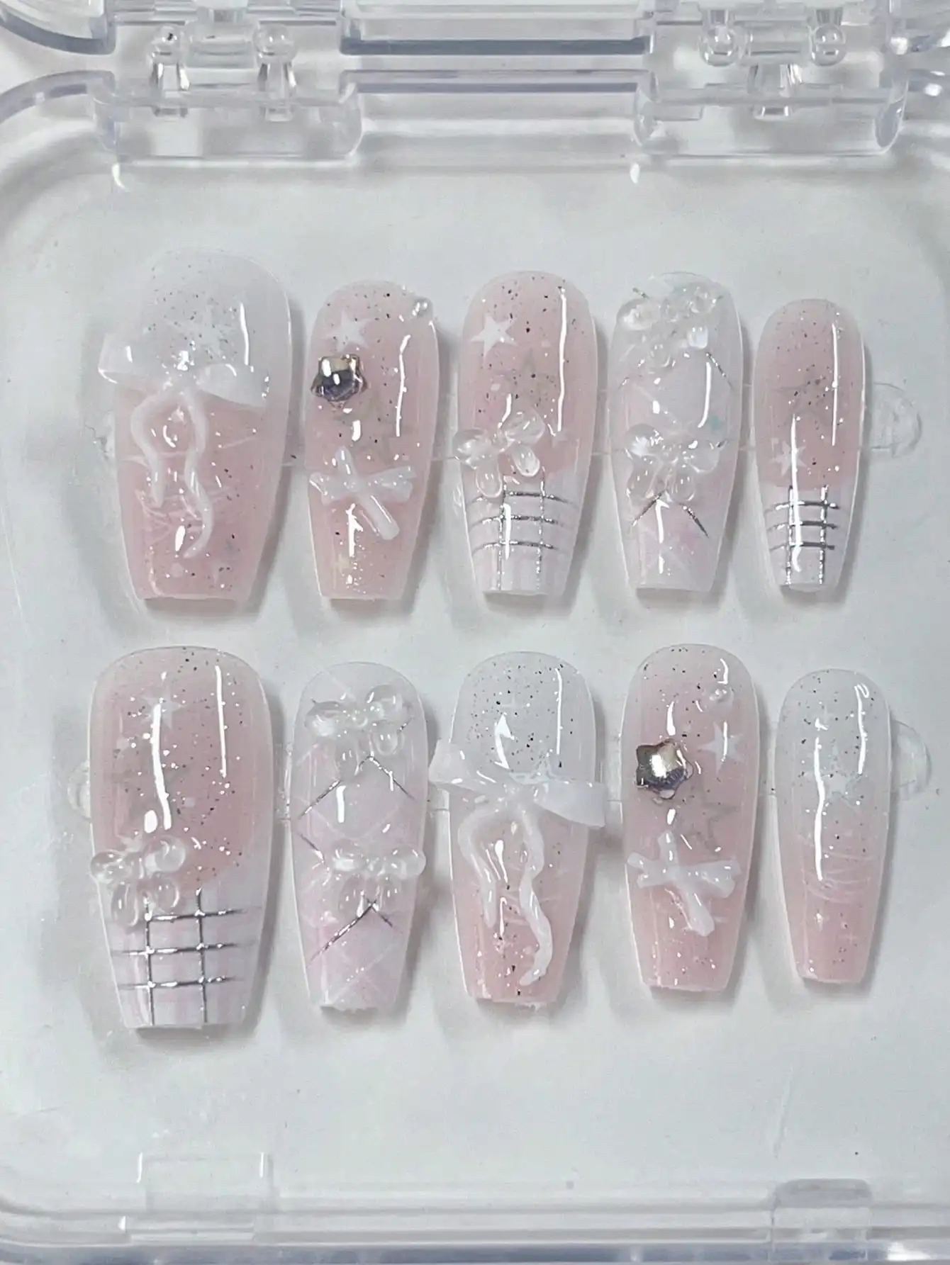 10 Pieces of Trapezoidal Pink Gradient French-Style Handmade Nails, Pink Fresh Bowknot Plaid Stars, Romantic and Cute Removable Wearable Nails, Decorated with 3D Cute Bowknots, Fresh and Cute Y2K Style, Hot-Selling All-Season Model, Nail Stickers, Suitable for Women and Girls, for Daily Life, Birthday Parties, Parties, Proms, Weddings and Dates, the Preferred Gift for Women