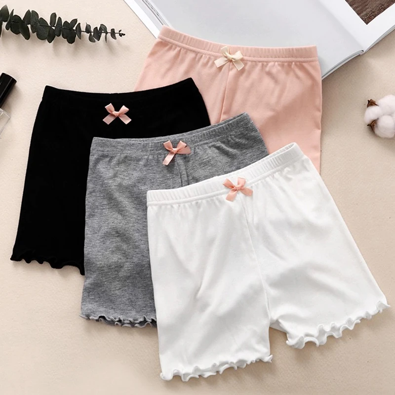 1 pair of girls' safety pants Children's anti-slip three-quarter pants Thin Student shorts Medium and Large children's boxer sho