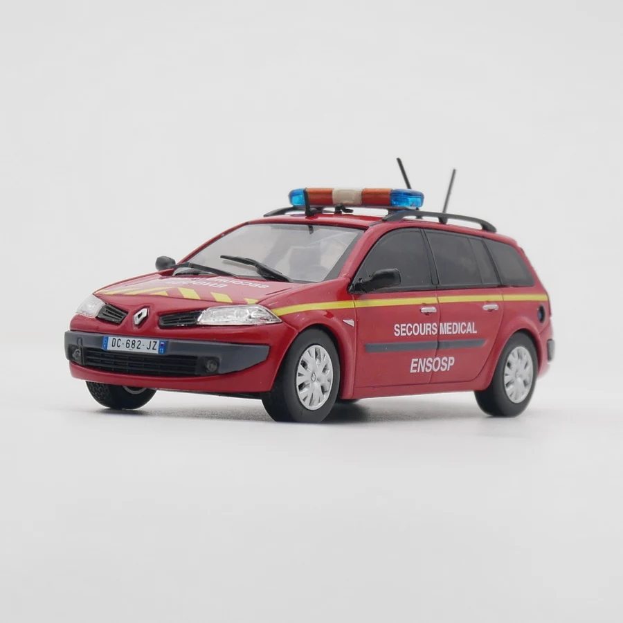

IXO 1:43 Scale Diecast Alloy Renault Megane Break Toys Police Cars Model Classics Nostalgia Adult Gifts Souvenir Static Display