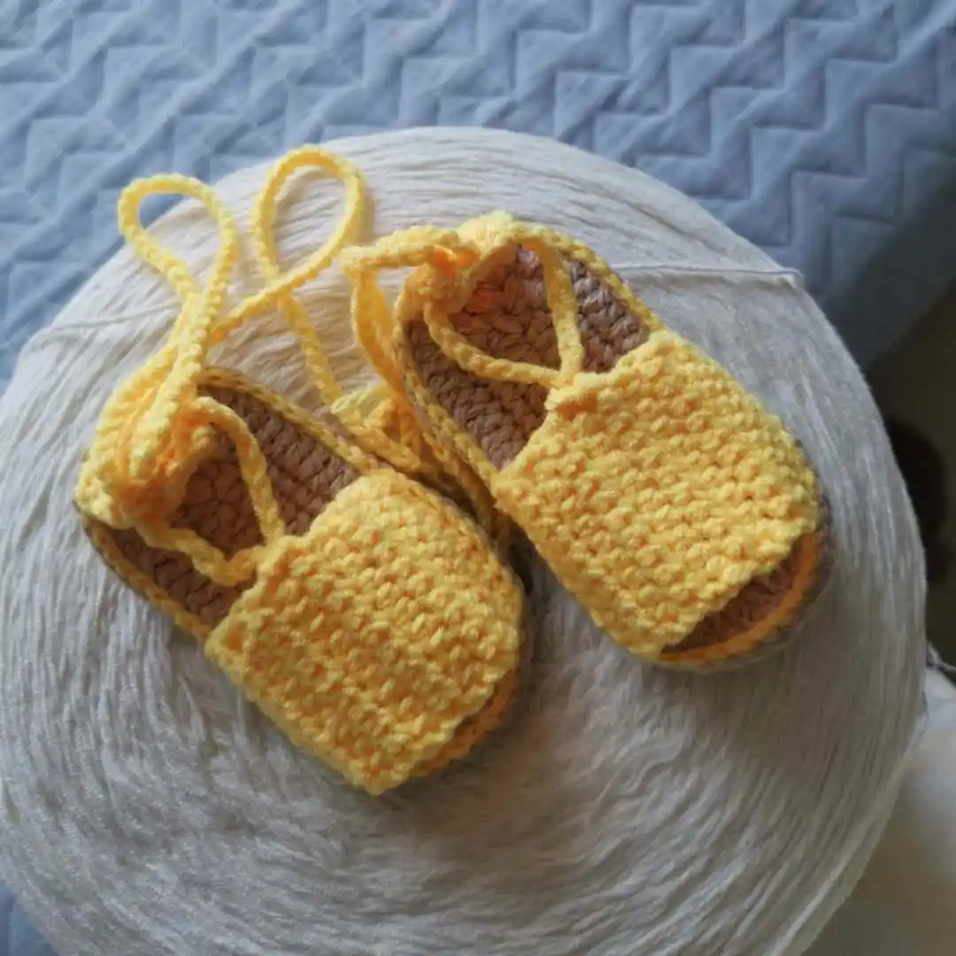 QYFLYXUESimple Baby Soft Bottom Lace, Toddler Shoes, Sandals, Double Bottom, Hand-made Wool Woven Shoes.